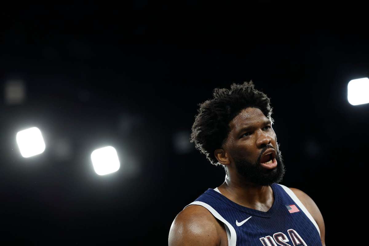 Joel Embiid squalificato